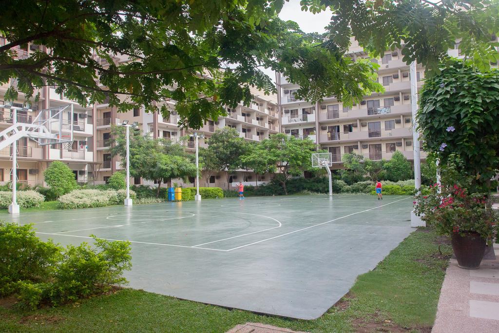 At Arista Place Residences Apartment *