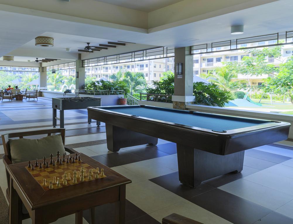 At Arista Place Residences Apartment *